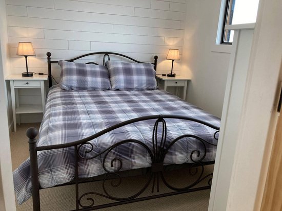 Big White 3 Bedroom Accommodation - Snow Ghost Inn - #4014