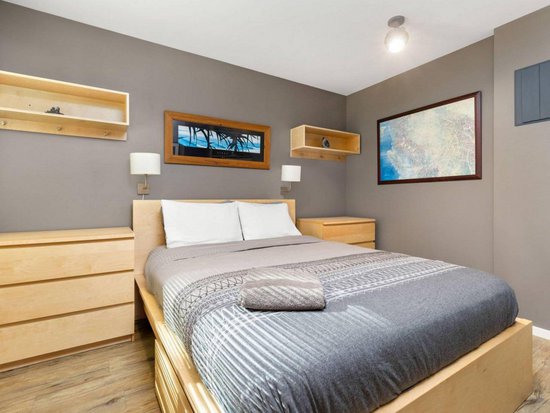 Whistler 1 Bedroom Accommodation - Gondola Village - #4327